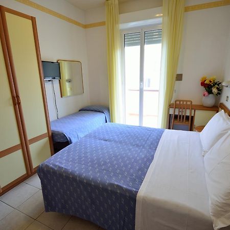 Hotel Man Lido Di Savio Eksteriør bilde